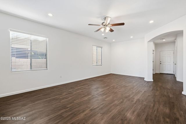 119 S Beyerville Place, Sahuarita, AZ 85629