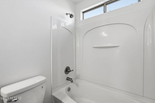 119 S Beyerville Place, Sahuarita, AZ 85629