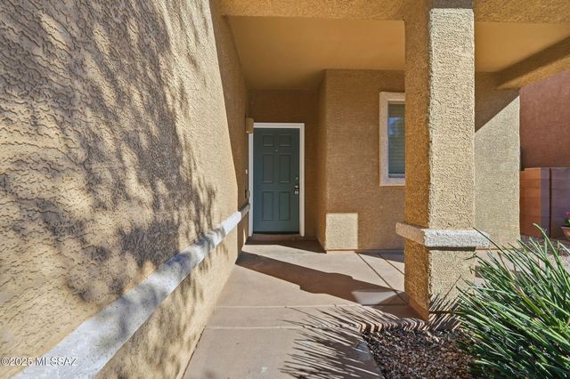 119 S Beyerville Place, Sahuarita, AZ 85629