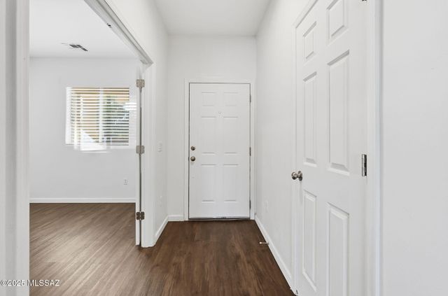 119 S Beyerville Place, Sahuarita, AZ 85629