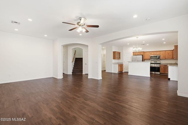 119 S Beyerville Place, Sahuarita, AZ 85629