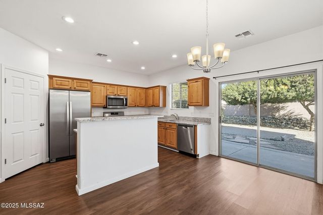 119 S Beyerville Place, Sahuarita, AZ 85629