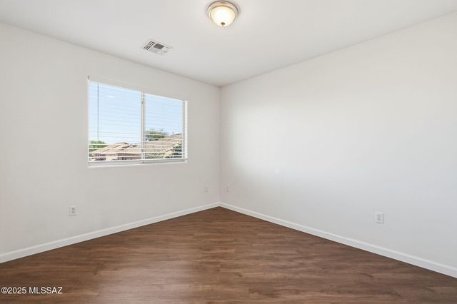 119 S Beyerville Place, Sahuarita, AZ 85629