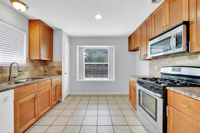 2955 High Plains Drive, Katy, TX 77449