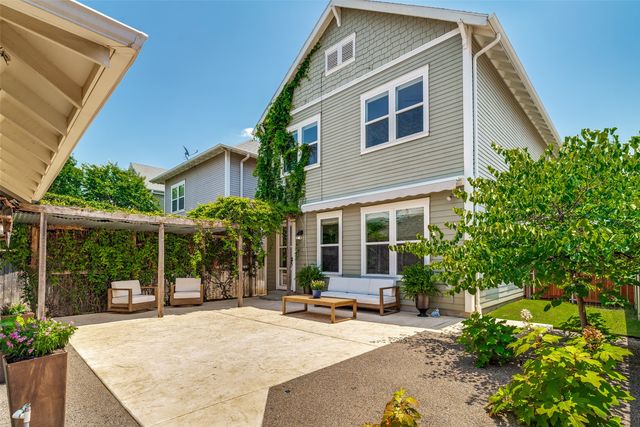 3344 Hamilton Avenue, Fort Worth, TX 76107