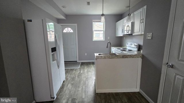 2414 W FIRTH ST, Philadelphia, PA 19132
