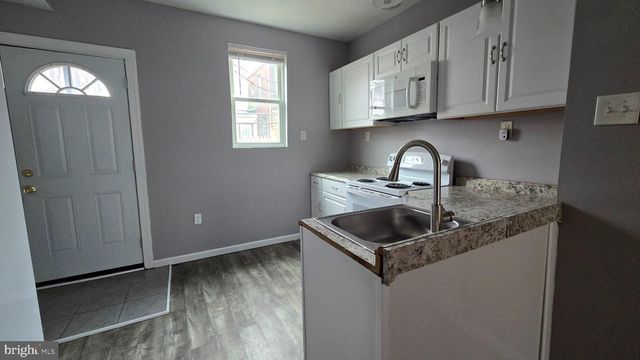 2414 W FIRTH ST, Philadelphia, PA 19132