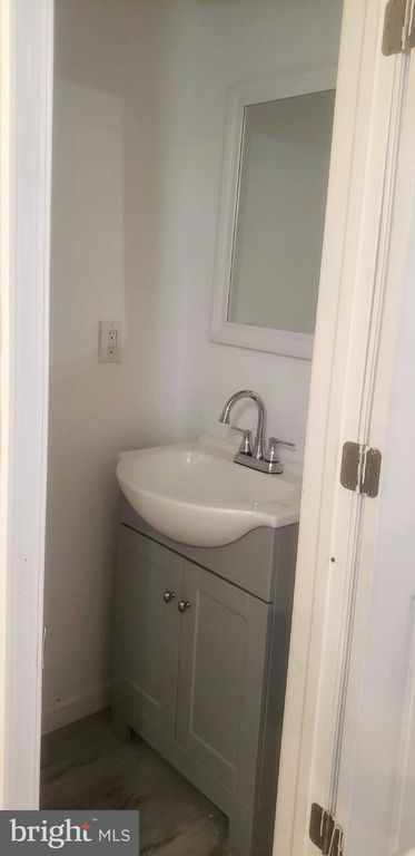 2414 W FIRTH ST, Philadelphia, PA 19132 — photo 5