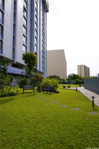 3045 Ala Napuaa Place 1705, Honolulu, HI 96818