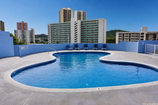 3045 Ala Napuaa Place 1705, Honolulu, HI 96818
