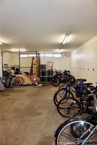 3045 Ala Napuaa Place 1705, Honolulu, HI 96818