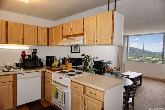 3045 Ala Napuaa Place 1705, Honolulu, HI 96818