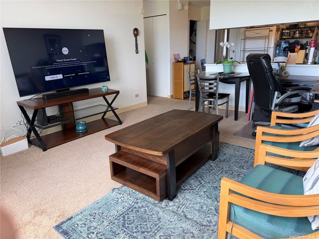 3045 Ala Napuaa Place 1705, Honolulu, HI 96818