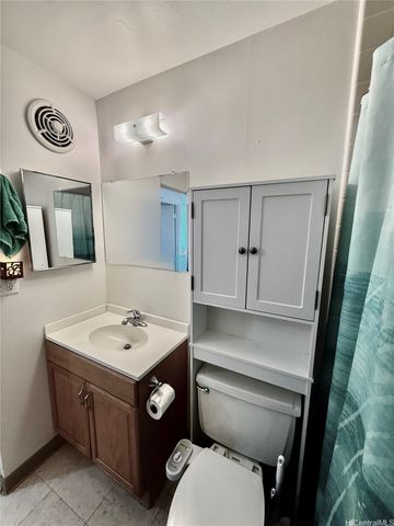 3045 Ala Napuaa Place 1705, Honolulu, HI 96818