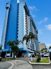 3045 Ala Napuaa Place 1705, Honolulu, HI 96818