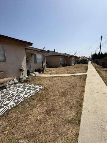 1261 W 139th Street, Gardena, CA 90247