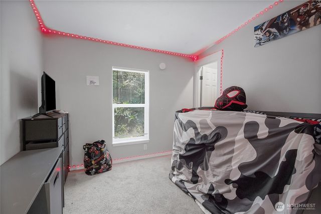 330 E Balbriggan Road, Shelton, WA 98584
