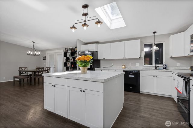 330 E Balbriggan Road, Shelton, WA 98584