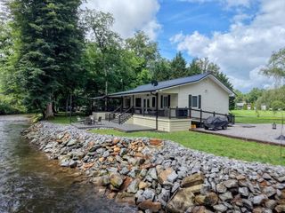 33 Tusquittee Valley Lane, Hayesville, NC 28904