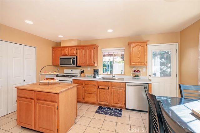 3020 E Cog Hill Court, Ontario, CA 91761