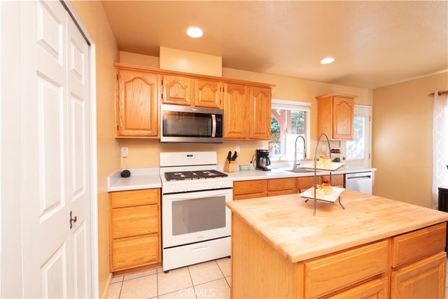 3020 E Cog Hill Court, Ontario, CA 91761