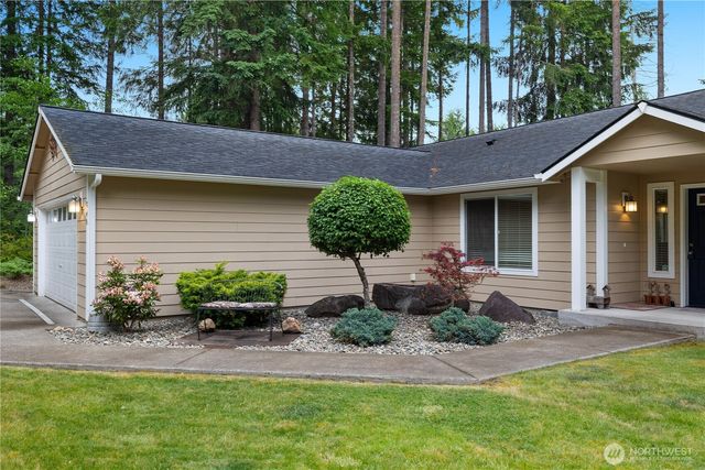 840 E Timberlake Drive E, Shelton, WA 98584