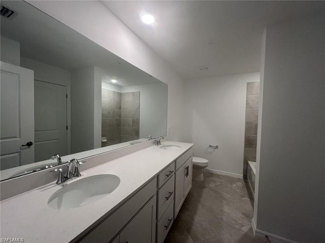 5651 Double Eagle CIR 4318, Ave Maria, FL 34142