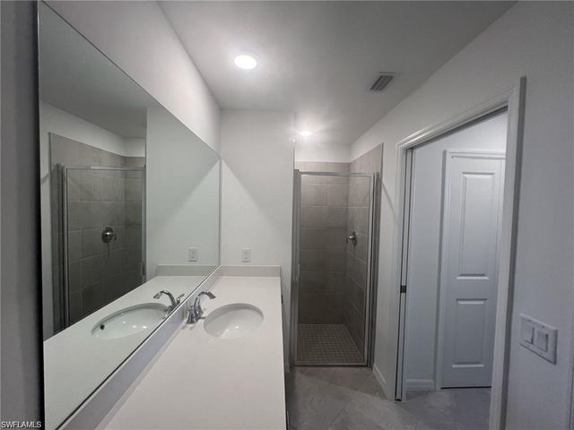 5651 Double Eagle CIR 4318, Ave Maria, FL 34142