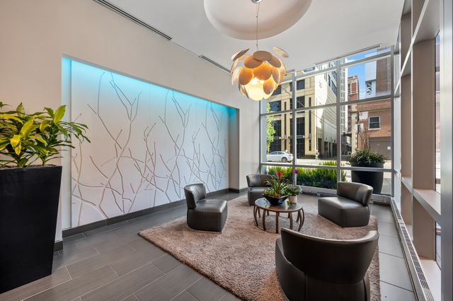 110 W Superior Street 2603, Chicago, IL 60654