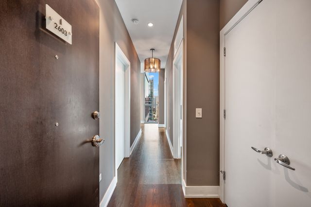 110 W Superior Street 2603, Chicago, IL 60654