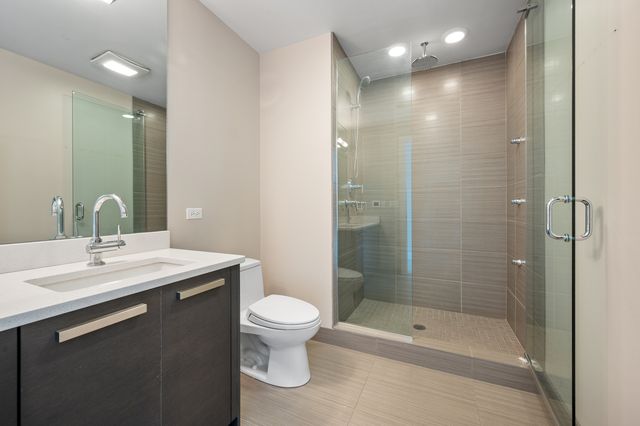 110 W Superior Street 2603, Chicago, IL 60654