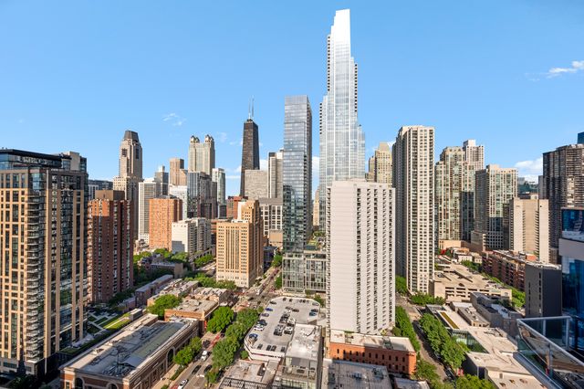 110 W Superior Street 2603, Chicago, IL 60654