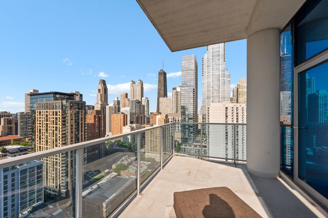 110 W Superior Street 2603, Chicago, IL 60654