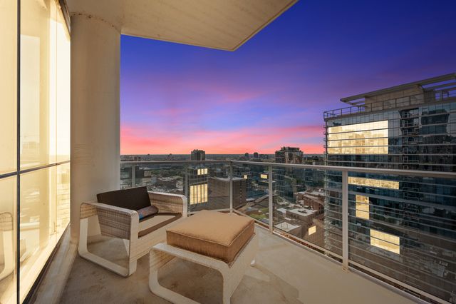 110 W Superior Street 2603, Chicago, IL 60654