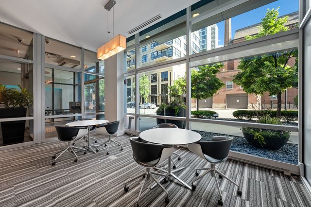 110 W Superior Street 2603, Chicago, IL 60654