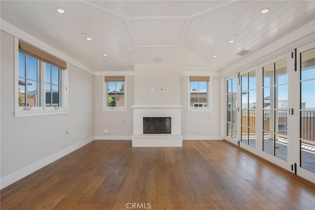 328 28th Street, Manhattan Beach, CA 90266