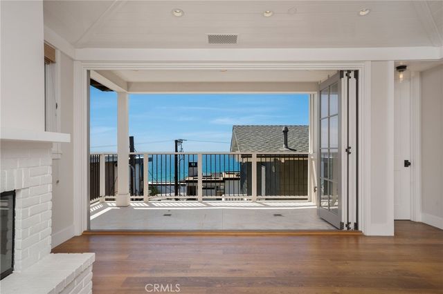 328 28th Street, Manhattan Beach, CA 90266