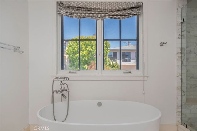 328 28th Street, Manhattan Beach, CA 90266