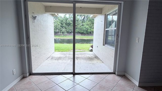 2020 Andromeda Ln 2020, Weston, FL 33327