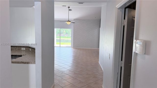 2020 Andromeda Ln 2020, Weston, FL 33327