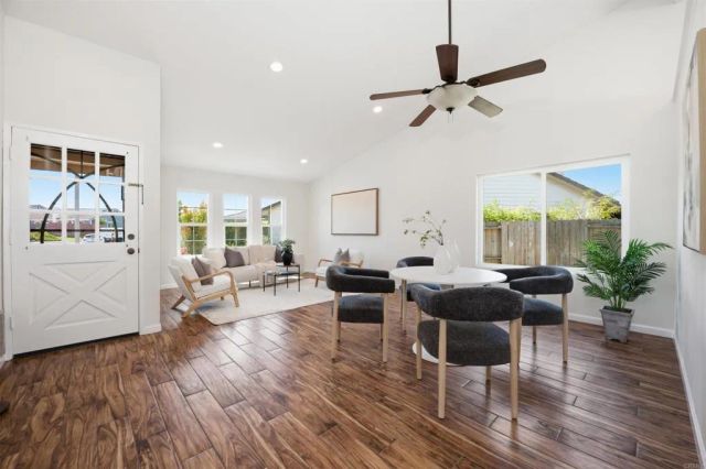 305 Via Metates, Oceanside, CA 92057