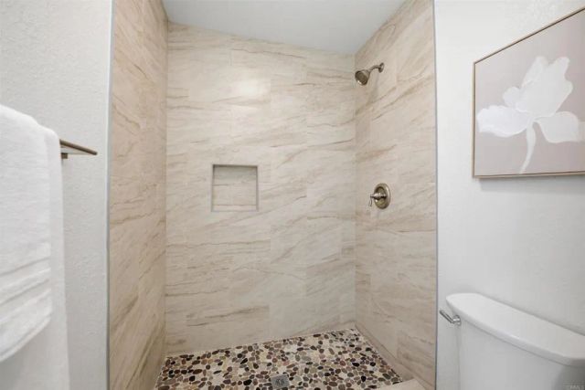 305 Via Metates, Oceanside, CA 92057