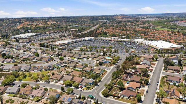 305 Via Metates, Oceanside, CA 92057