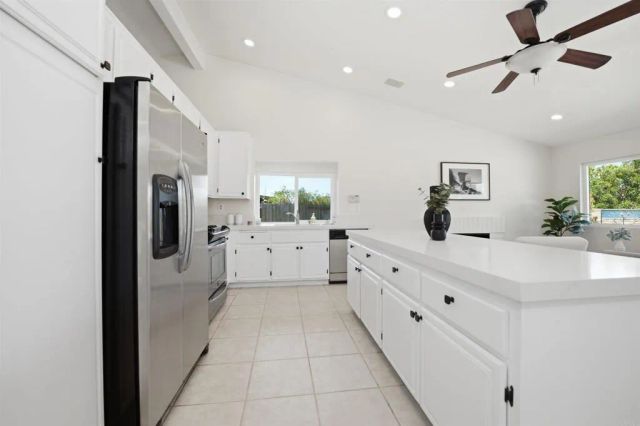 305 Via Metates, Oceanside, CA 92057