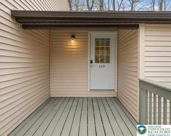 2231 Overlook Drive, Coolbaugh Twp, PA 18466