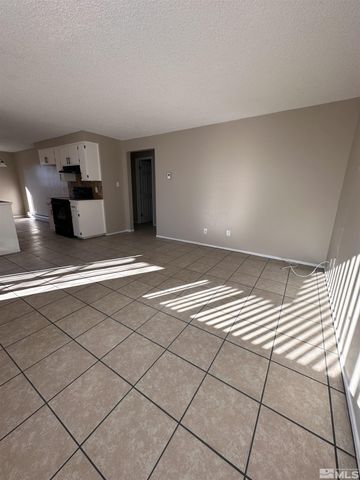 3316 Woodside Drive #16, Carson City, NV 89701