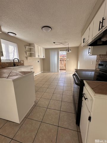 3316 Woodside Drive #16, Carson City, NV 89701