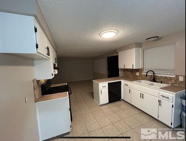 3316 Woodside Drive #16, Carson City, NV 89701