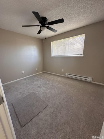 3316 Woodside Drive #16, Carson City, NV 89701