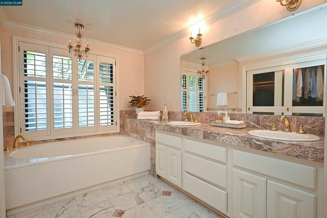 131 Shoshone Court, Danville, CA 94526